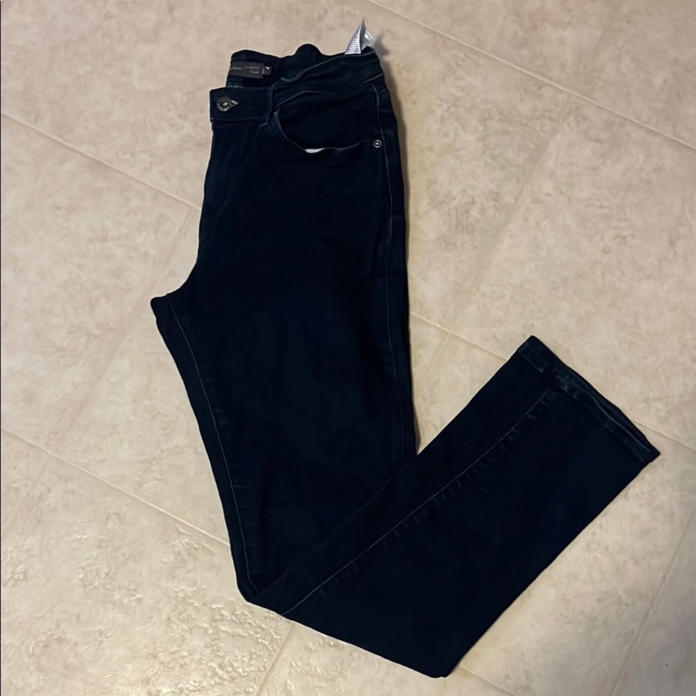Levi's Women's Dark Blue Straight Leg Jeans